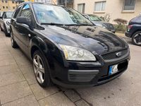 Gebraucht Ford Focus 101 PS (74 kW) 2005 Schwarz Limousine