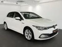 Gebraucht VW Golf VIII Style 150 PS (110 kW) 2022 Pure white Limousine