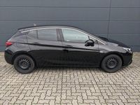 Gebraucht Opel Astra Dynamic 136 PS (100 kW) 2018 Onyx schwarz metallic (metallic) Limousine