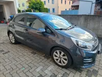 Używany Kia Rio 75 KM (55 kW) 2016 Szary Hatchback