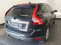 Gebraucht Volvo XC60 175 PS (128 kW) 2010 Schwarz SUV