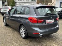 gebraucht BMW 216 216 d Advantage+NAVI+KLIMATR+6 GANG+PDC+SHZ