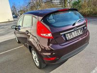 Gebraucht Ford Fiesta Titanium 97 PS (71 kW) 2009 Rot Kleinwagen