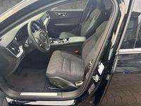 Gebraucht Volvo V60 Core 398 PS (292 kW) 2022 Black solid "stone" / solid Kombi