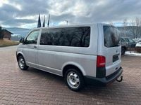 Gebraucht VW Caravelle 179 PS (131 kW) 2015 Silber Van / Kleinbus