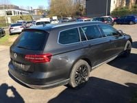 Gebraucht VW Passat Highline 150 PS (110 kW) 2017 Grau Kombi