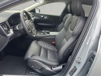 Gebraucht Volvo V60 Plus 349 PS (256 kW) 2025 Vapour grey Kombi