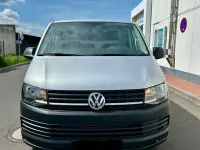 Gebraucht VW Transporter 150 PS (110 kW) 2018 Silber Van