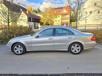 Gebraucht Mercedes E240 Avantgarde 177 PS (130 kW) 2002 Silber Limousine