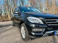 Gebraucht Mercedes ML350 258 PS (189 kW) 2014 Schwarz SUV