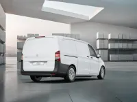 Neu Mercedes e-Vito 85 kW (116 PS) 2025 Weiss / arktikweiss Van