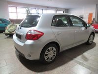 Gebraucht Toyota Auris 99 PS (72 kW) 2010 Silber Kleinwagen