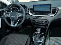 Gebraucht Kia Ceed Spirit 160 PS (117 kW) 2022 Pentametal grau Kleinwagen