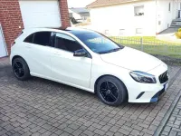 Gebraucht Mercedes A180 122 PS (89 kW) 2016 Weiß Kleinwagen