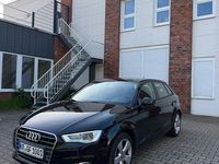 Gebraucht Audi A3 Ambiente 140 PS (102 kW) 2014 Schwarz Limousine