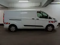Gebraucht Ford 300 105 PS (77 kW) 2021 Weiß Van / Kleinbus