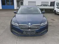 Gebraucht Skoda Superb 200 PS (147 kW) 2023 Lavablau metallic Kombi
