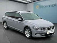Gebraucht VW Passat 150 PS (110 kW) 2023 Grau Kombi