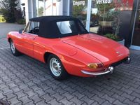 Gebraucht Alfa Romeo Spider 132 PS (97 kW) 1971 Rot Cabrio