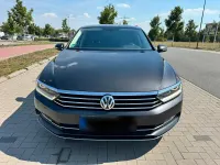 Gebraucht VW Passat 120 PS (88 kW) 2018 Schwarz Limousine