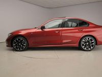 Gebraucht BMW 320 M Sport 184 PS (135 kW) 2025 Rot Limousine