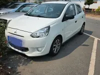 Gebraucht Mitsubishi Space Star 71 PS (52 kW) 2015 Weiß Limousine