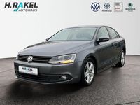 Gebraucht VW Jetta Comfortline 160 PS (117 kW) 2011 Grau Limousine