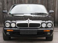 Gebraucht Jaguar XJ Executive 237 PS (174 kW) 2000 Schwarz metallic Limousine