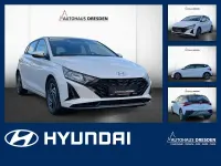 Gebraucht Hyundai i20 Trend 101 PS (74 kW) 2025 Atlas white / sol Limousine