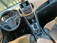 Gebraucht Opel Zafira 165 PS (121 kW) 2012 Violet Van / Kleinbus