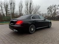 Gebraucht Mercedes E220 194 PS (142 kW) 2016 Schwarz Limousine