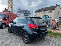 Second-hand Kia Venga 128 CP (94 kW) 2012 Negru Hatchback