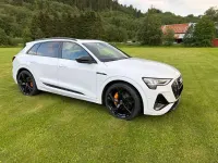 Gebraucht Audi e-tron S-Line 300 kW (408 PS) 2021 Weiß SUV