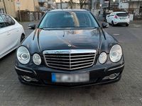 Gebraucht Mercedes E280 231 PS (169 kW) 2007 Schwarz Kombi