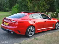 Gebraucht Kia Stinger GT-Line 200 PS (147 kW) 2018 Rot Kleinwagen