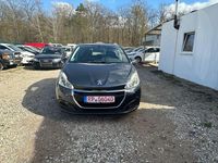 Gebraucht Peugeot 208 Active 68 PS (50 kW) 2015 Kleinwagen