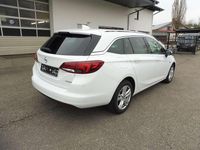 Gebraucht Opel Astra Dynamic 125 PS (91 kW) 2016 Weiß Kombi