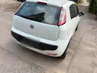 Gebraucht Fiat Punto Evo 70 PS (51 kW) 2011 Weiß Kleinwagen
