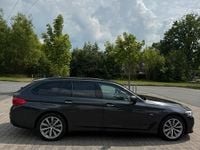 Gebraucht BMW 520 190 PS (139 kW) 2017 Grau Kombi