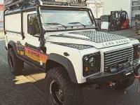 Gebraucht Land Rover Defender 150 PS (110 kW) 2011 Weiß SUV