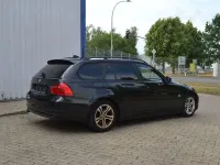 Gebraucht BMW 318 143 PS (105 kW) 2009 Schwarz Kombi