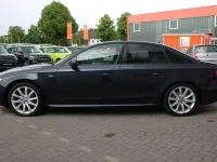 Gebraucht Audi A4 S-Line 177 PS (130 kW) 2012 Blau Limousine