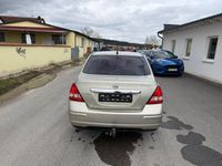 Gebraucht Nissan Tiida Tekna 126 PS (92 kW) 2008 Silber Limousine