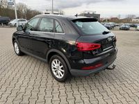 gebraucht Audi Q3 2.0 TDI LED/NAVI/AHK/ 1-Hand