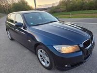 Gebraucht BMW 320 Comfort Edition 170 PS (125 kW) 2011 Blau Kombi