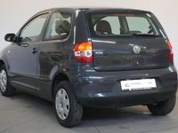 Gebraucht VW Fox 54 PS (39 kW) 2005 Grau Kleinwagen
