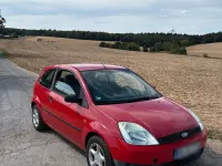 Gebraucht Ford Fiesta 60 PS (44 kW) 2003 Rot Kleinwagen