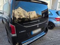 Gebraucht Mercedes V300 237 PS (174 kW) 2024 Schwarz Van / Kleinbus