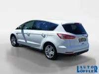 Gebraucht Ford S-MAX Titanium 211 PS (155 kW) 2017 Weiß Van / Kleinbus