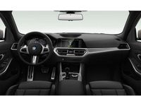 Gebraucht BMW 340 374 PS (275 kW) 2021 Saphirschwarz metallic Kombi